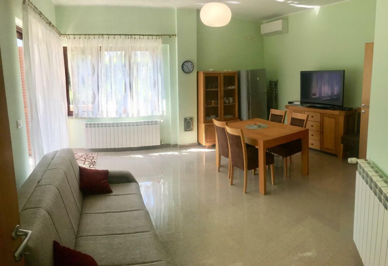 Stoja Apartment Пула Екстериор снимка